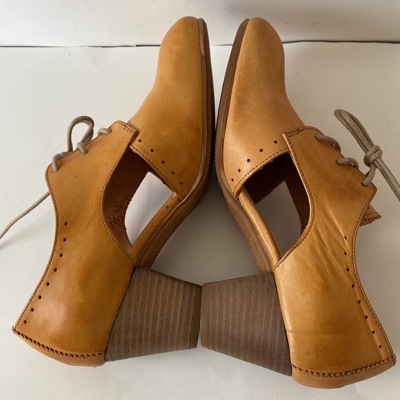 NWOT Anthropology X Coque Terra Leather Oxford Block Heel-Ocher yellow EU38-US 7 - Picture 12 of 15